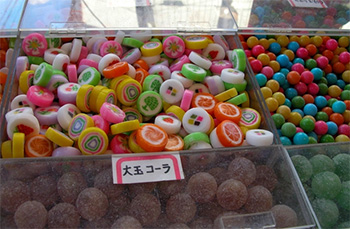 駄菓子屋めぐり