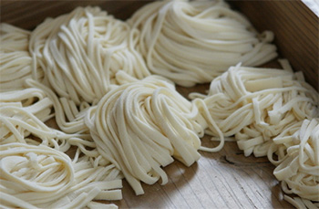 麺打ち・製麺機