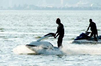 水上バイク・ジェトスキー・マリンジェット